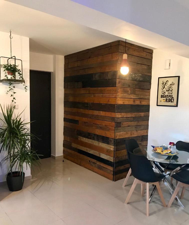 Fat Cow Apartment 101 Larnaca Exterior foto