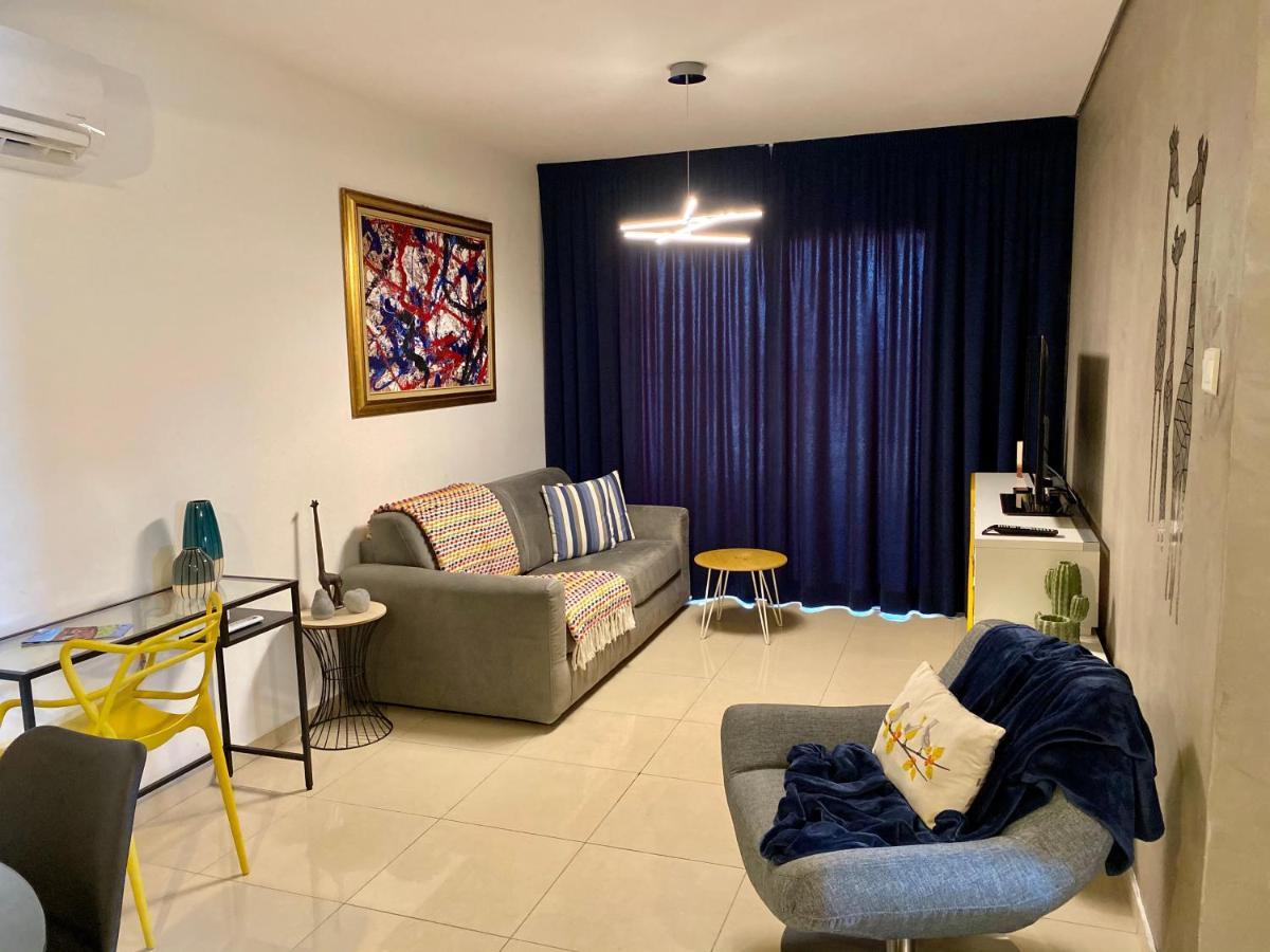 Fat Cow Apartment 101 Larnaca Exterior foto