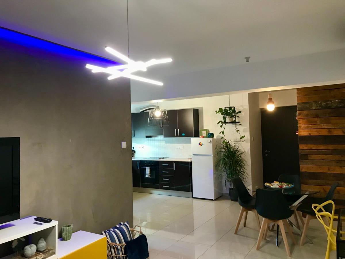 Fat Cow Apartment 101 Larnaca Exterior foto