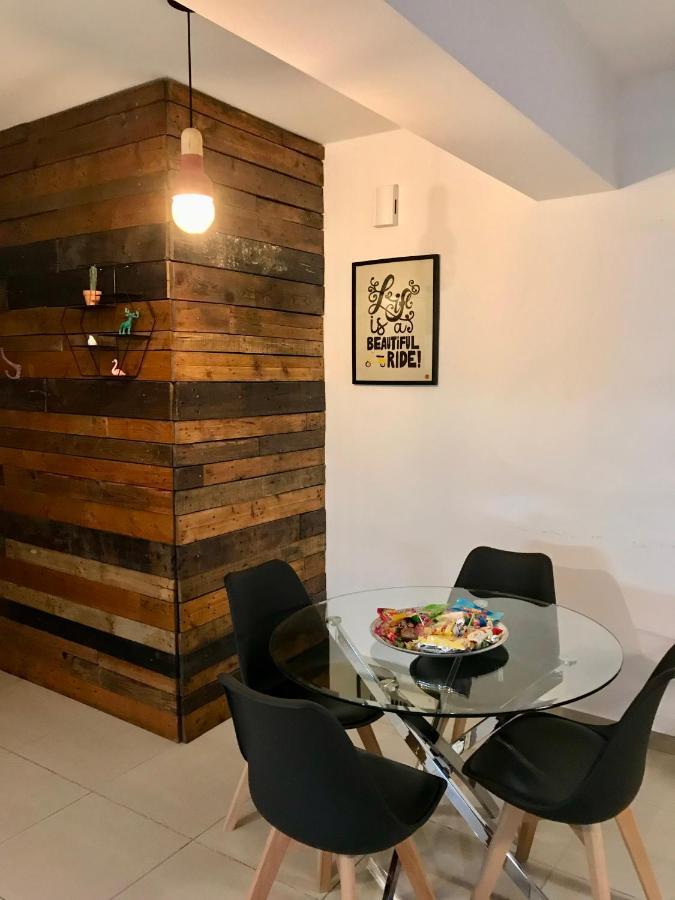 Fat Cow Apartment 101 Larnaca Exterior foto